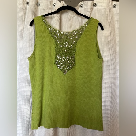 Embellished Lime Green Ribbed Tank Top - Picture 4 of 6